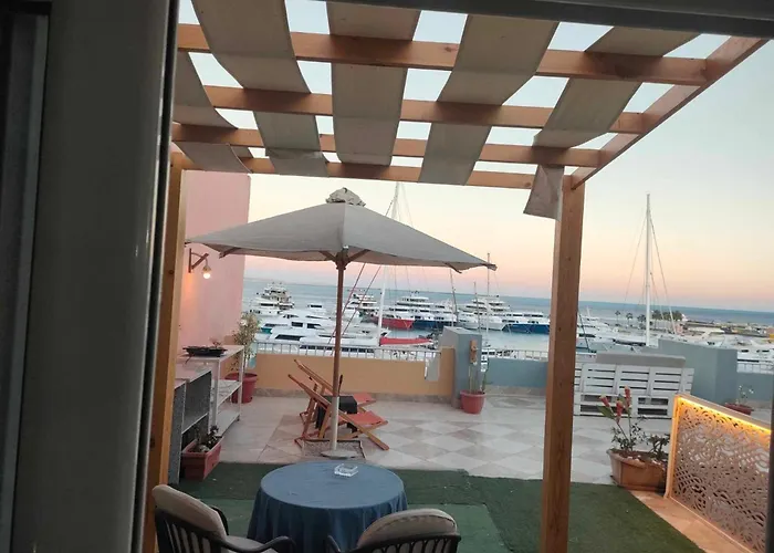 Apartment Comfort Marine 2 *
